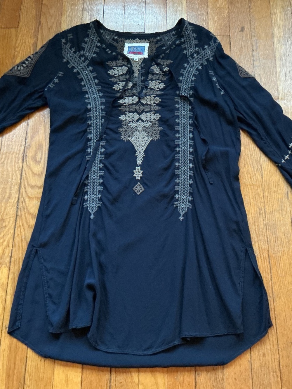 Johnny Was tunic, size M, navy blue